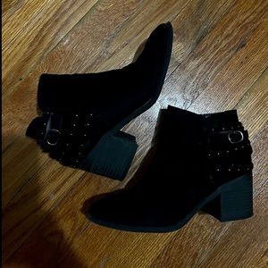 Wrote them a couple times, shies are in great condition.